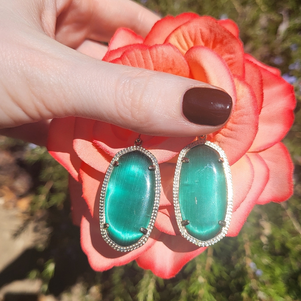 Kendra Scott Elle‎ Earrings In Emerald Green Gold Hardware